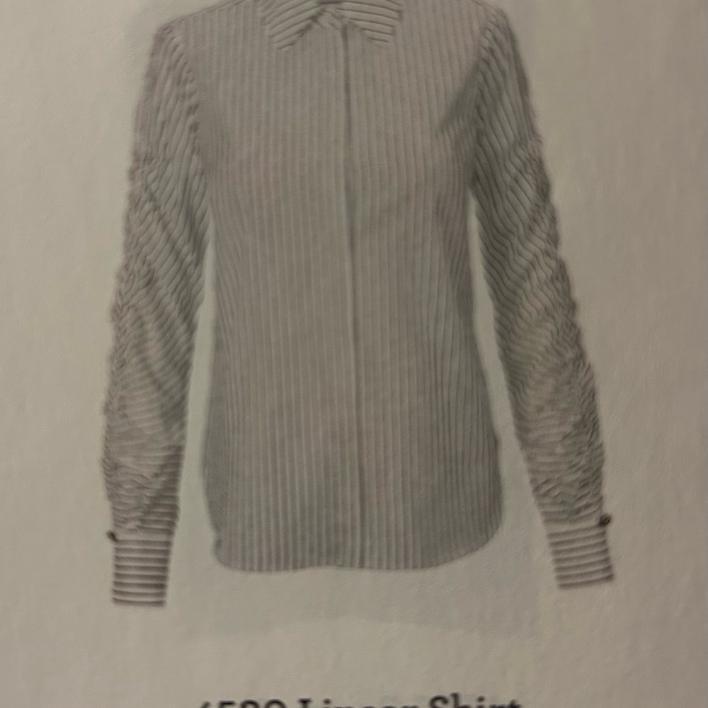 CAbi Black and White Button Down Shirt with Fitted Style and Dress Shirt Collar